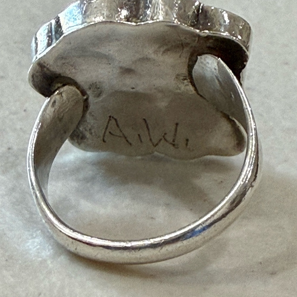 Floral Silver Ring! - Picture 5 of 6